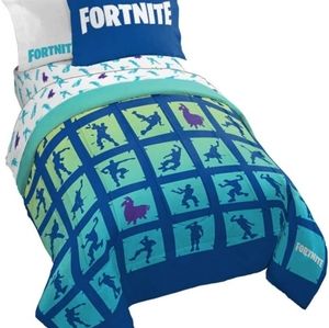 Fortnight twin bedding set w/ curtains